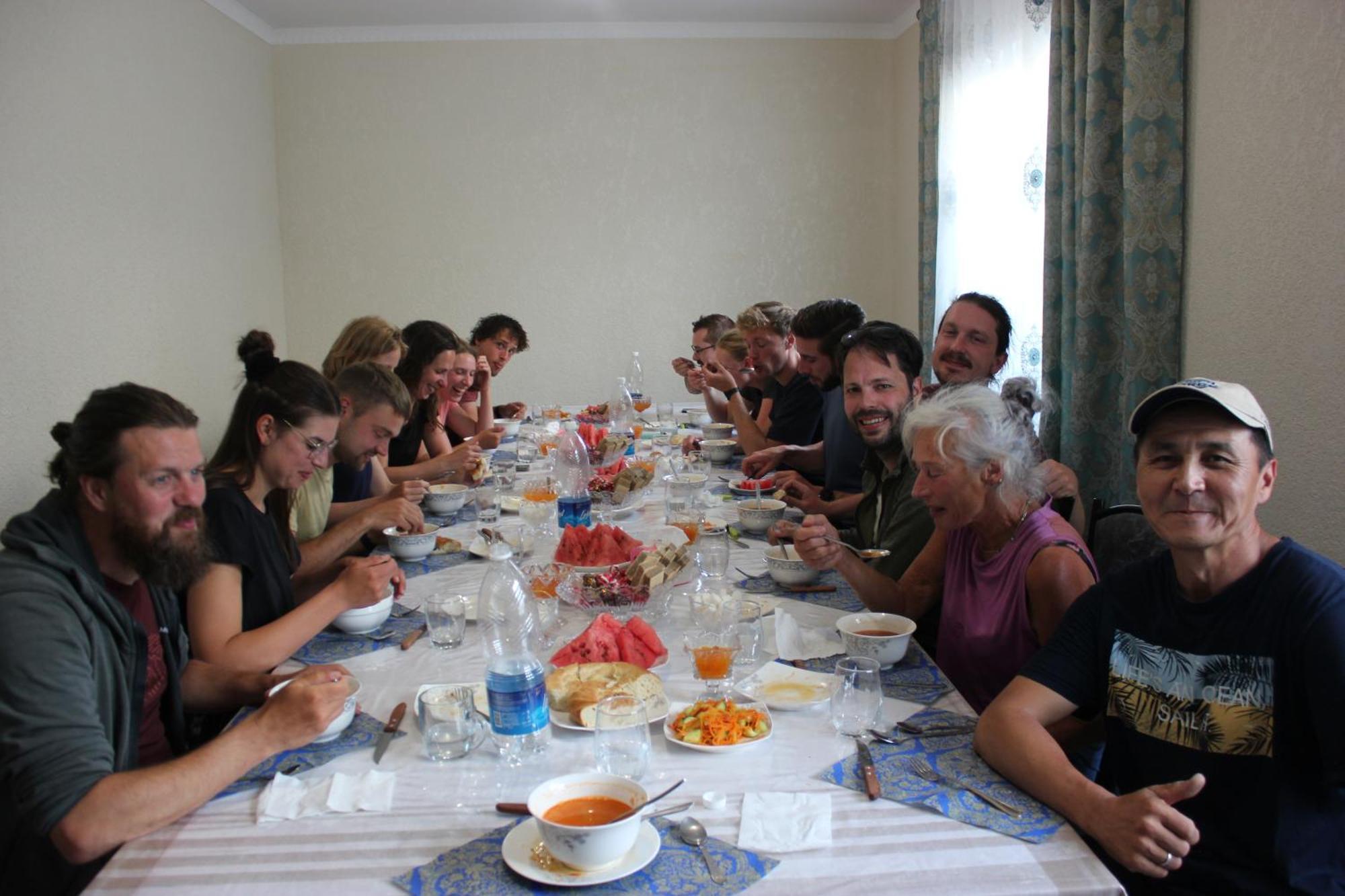 Uz-Anar Guest House Kochkor Kültér fotó